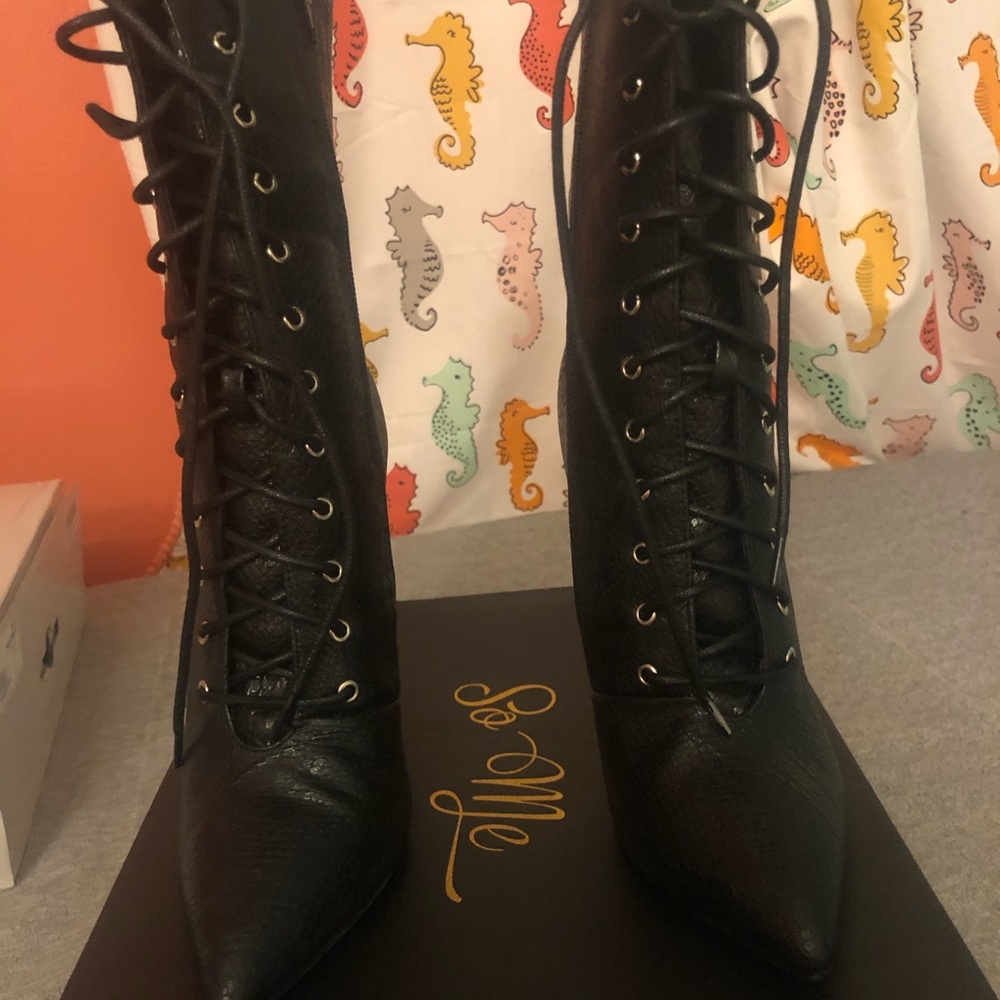New Black lace up calf boots size 7.5